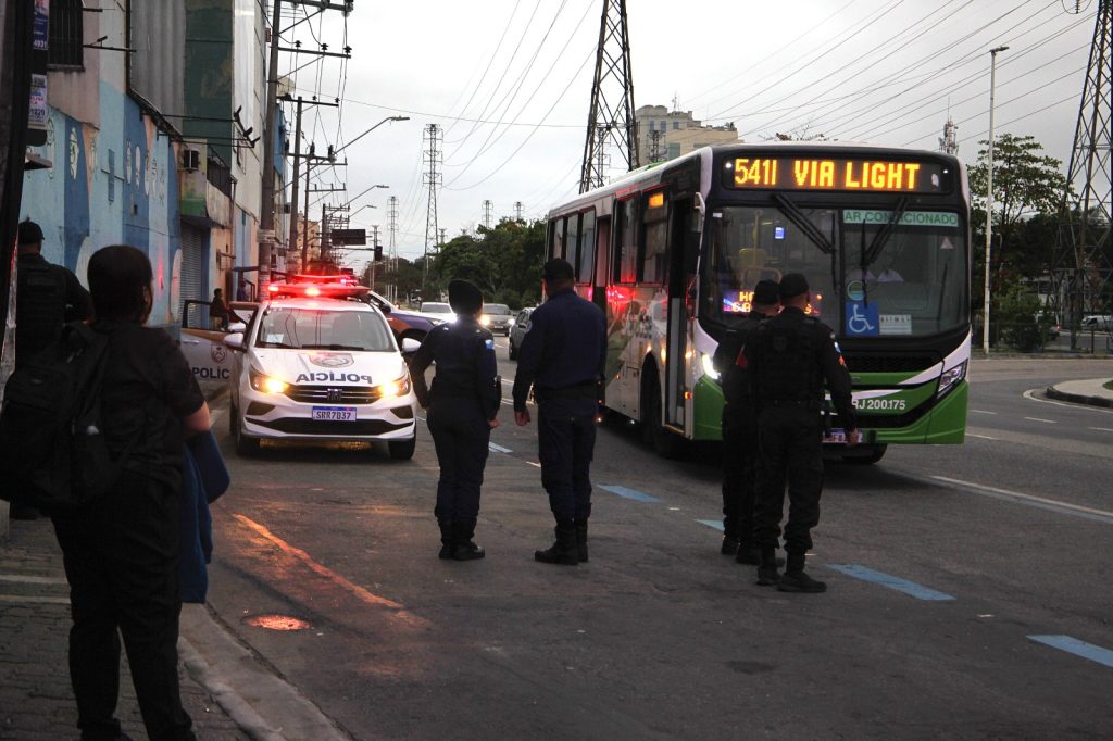nova-iguacu-lanca-‘patrulha-da-madrugada’-para-reforcar-seguranca-nas-ruas