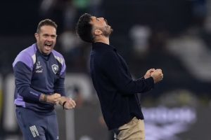 botafogo-vence-com-um-a-menos-e-tera-desfalques-importantes-contra-o-gremio