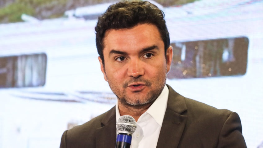celso-sabino-anuncia-demissao-do-turismo-apos-decisao-do-uniao-brasil-e-seguira-ate-cop30