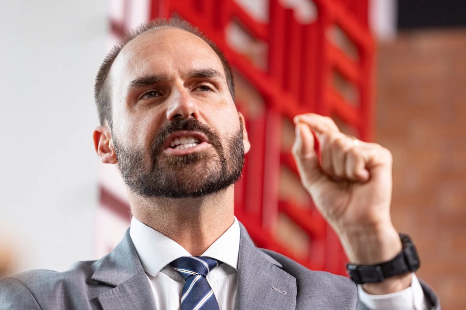 eduardo-bolsonaro-se-lanca-a-presidencia-se-jair-for-impedido-de-concorrer-a-eleicao