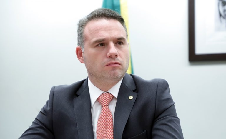 conselho-de-etica-preve-votacao-de-relatorio-sobre-eduardo-bolsonaro-ainda-em-2025