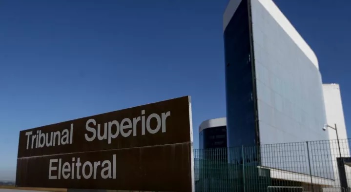 ccj-da-camara-avalia-projeto-que-limita-poderes-do-tse-sobre-campanhas-digitais