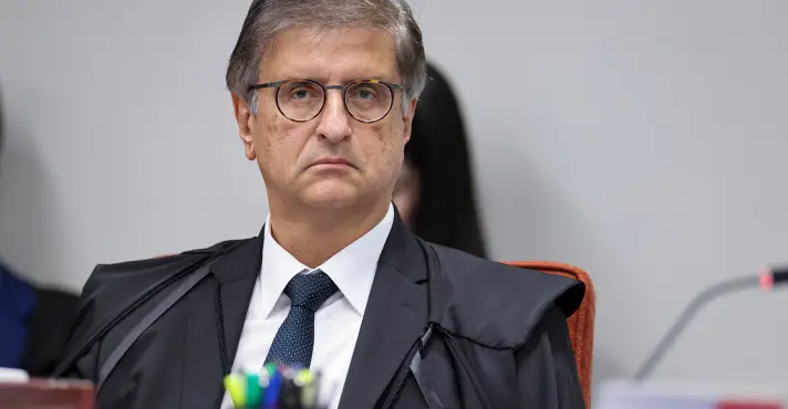 pgr-quer-controlar-pedidos-de-investigacao-e-afastamento-de-ministros-do-stf