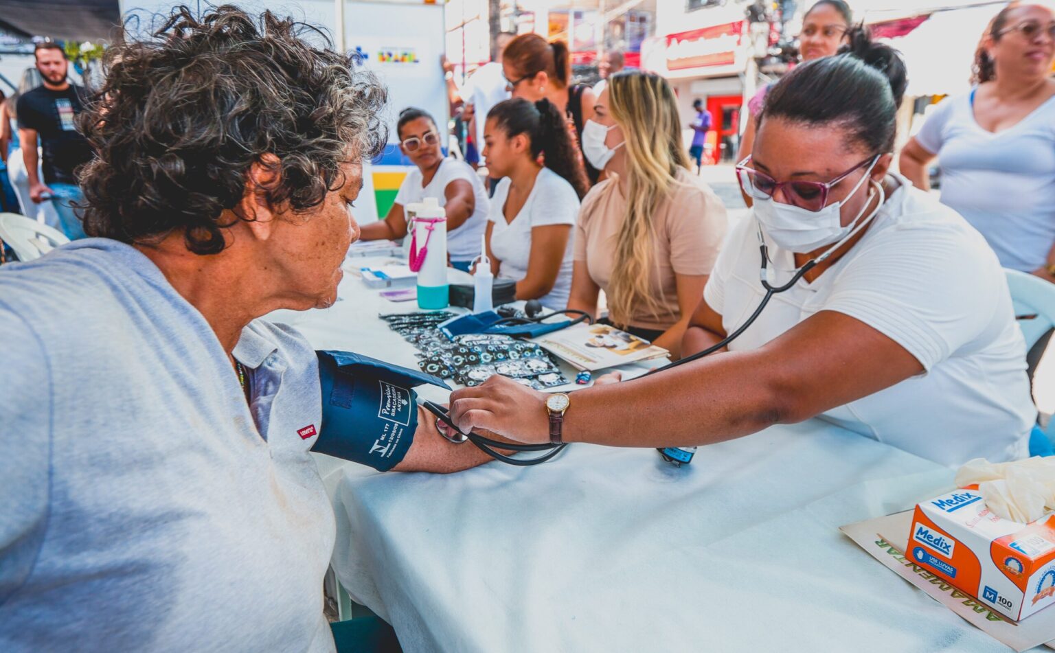 prefeitura-de-meriti-realiza-grande-mutirao-de-servicos-em-eden