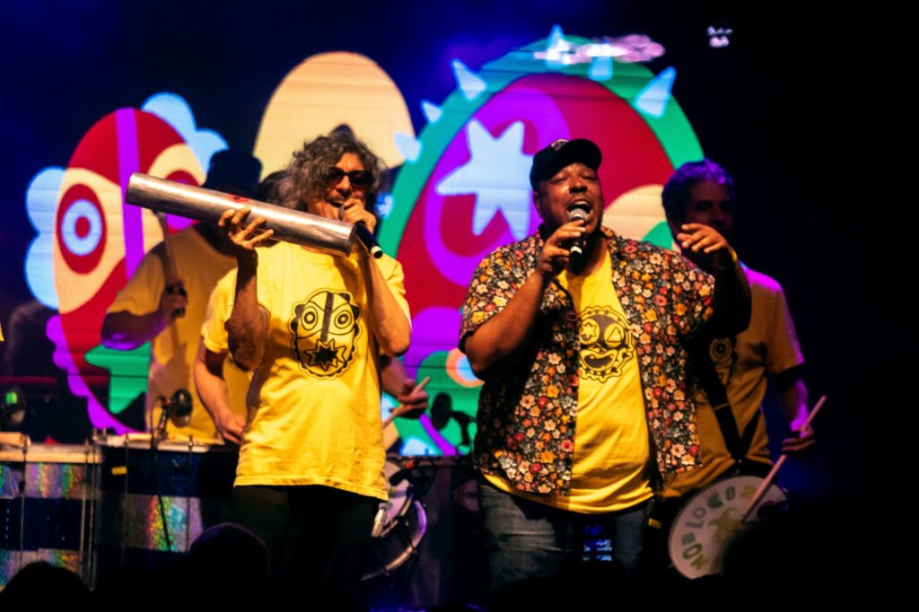 monobloco-faz-dois-ensaios-abertos-na-fundicao-progresso-para-o-pre-carnaval-2026