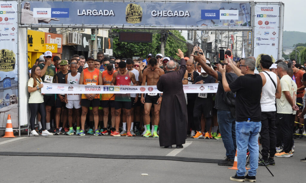 corrida-de-sao-jose-lota-itaperuna-e-marca-centenario-da-paroquia-sao-jose-do-avahy