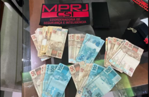 mprj-prende-tres-sargentos-da-policia-militar-por-desvio-de-armas-e-drogas-para-milicia-no-rio