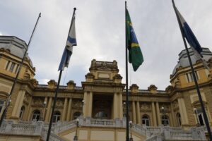 the-economist-diz-que-rio-vive-crise-de-governanca-em-meio-ao-avanco-do-crime