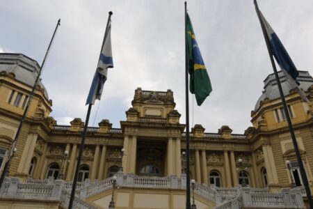 the-economist-diz-que-rio-vive-crise-de-governanca-em-meio-ao-avanco-do-crime