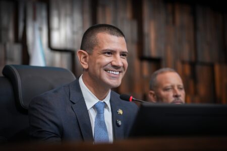 deputados-do-pdt-recorrem-ao-stf-para-tentar-anular-eleicao-de-douglas-ruas-na-alerj