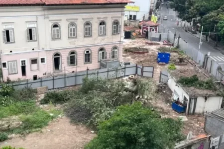 mp-volta-a-pedir-paralisacao-de-obras-no-antigo-colegio-bennett,-no-flamengo