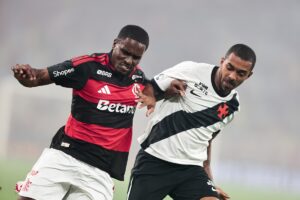 flamengo-x-vasco:-aguas-do-rio-sorteara-ingressos-para-moradores-do-complexo-da-mare