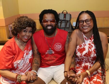 gente-do-rio-–-feijoada-de-sao-jorge-anima-barra;-novo-cruzeiro-de-roberto-carlos-&-outras-novidades